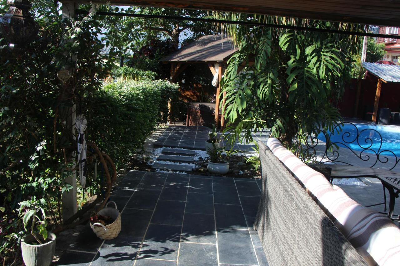 La Liane De Jade 974-Lodge Le Palissandre - Jacuzzi Privatif - Piscine Chauffee Le Bois de Nefles  Екстериор снимка