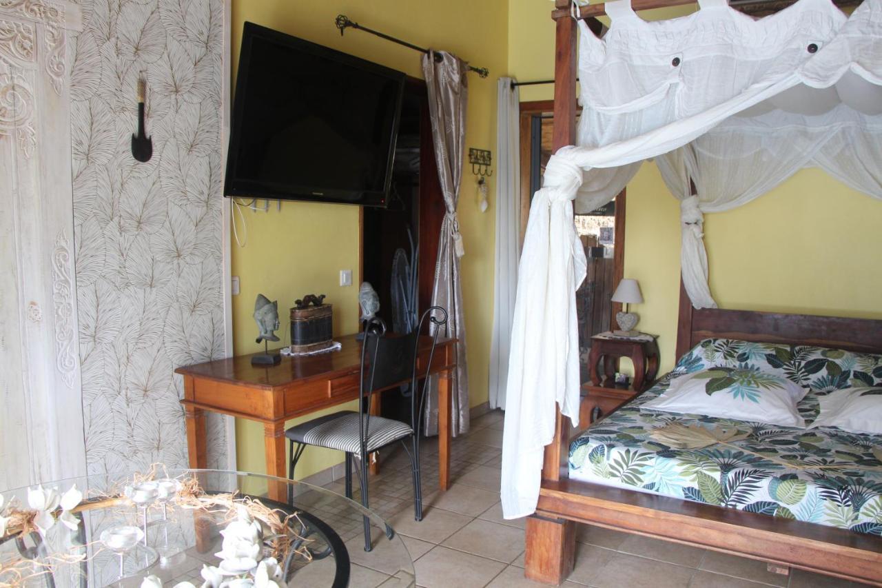La Liane De Jade 974-Lodge Le Palissandre - Jacuzzi Privatif - Piscine Chauffee Le Bois de Nefles  Екстериор снимка